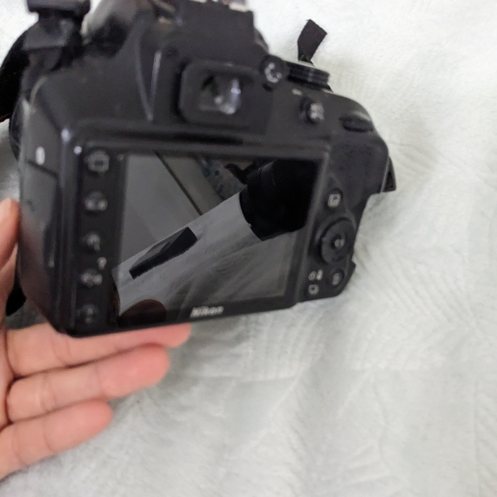 Nikon Camera - Picture 5 of 8